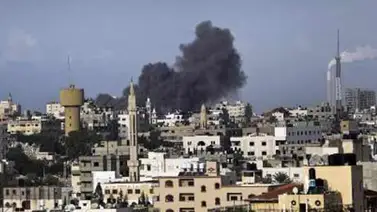 Cincuenta muertos y más de 200 heridos en bombardeos israelíes Cincuenta muertos y más de 200 heridos en bombardeos israelíes