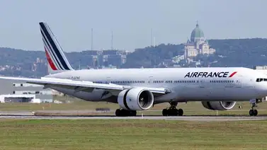 Air France decide no sobrevolar el este de Ucrania Air France decide no sobrevolar el este de Ucrania