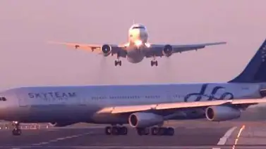 En vídeo: Un piloto evita chocar en el aeropuerto de Barcelona En vídeo: Un piloto evita chocar en el aeropuerto de Barcelona