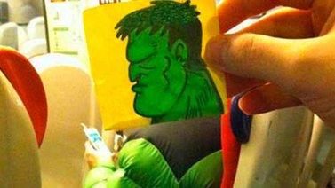 El ilustrador que no se aburre en el tren