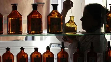 ¿Cómo comprar un perfume sin olerlo?