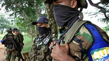 Hallan cadáveres en finca de jefes paramilitares