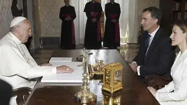 Felipe VI admitió ante el Papa que relevo en la Corona fue "muy intenso" Felipe VI admitió ante el Papa que relevo en la Corona fue "muy intenso"