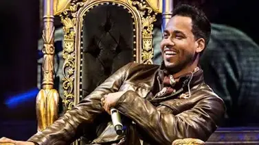Romeo Santos estrena "Eres Mía" Romeo Santos estrena "Eres Mía"