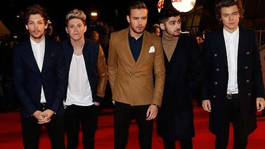 Integrante de One Direction se disculpa tras un vídeo donde fumaban un porro