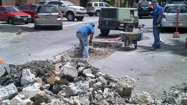 Alcaldía de Chacao inicia reparaciones de hundimientos en Altamira Alcaldía de Chacao inicia reparaciones de hundimientos en Altamira