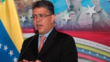 Jaua llegó a Ecuador para denunciar a EEUU ante la Unasur