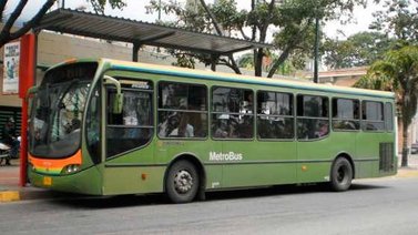 Varias rutas del Metrobús fueron suspendidas