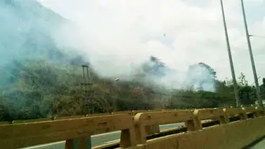 Cerrado paso en la Cota Mil producto de un incendio Cerrado paso en la Cota Mil producto de un incendio