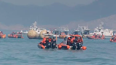 Sigue aumentando la cifra de muertos en naufragio de ferry en Corea del Sur