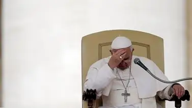 El papa pide perdón por abusos sexuales a niños por parte de sacerdotes El papa pide perdón por abusos sexuales a niños por parte de sacerdotes