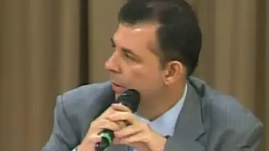 Enríquez: "Respetar la Constitución es el único pacto posible" Enríquez: "Respetar la Constitución es el único pacto posible"