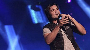 Chayanne presentará primer sencillo de nuevo disco en los Billboard latinos