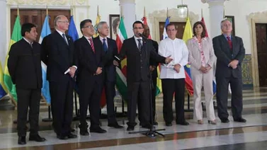 Vaticano y cancilleres de Unasur acompañarán diálogo de paz entre Ejecutivo y oposición