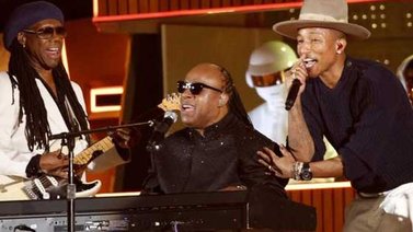 Stevie Wonder y Pharrell Williams, estrellas de ayer y de hoy en Montreux 2014