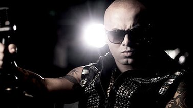 Wisin presenta su nuevo disco: "El regreso del sobreviviente"