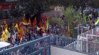 Capriles se unió a la manifestación opositora camino al Ministerio de Alimentación Capriles se unió a la manifestación opositora camino al Ministerio de Alimentación