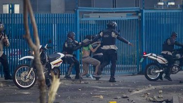 Liberan a tres jóvenes detenidos durante manifestación en Altamira el lunes