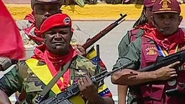 Realizaron desfile civico-militar en honor a Hugo Chávez