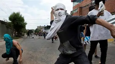 Protestas entran en larga tregua de carnaval Protestas entran en larga tregua de carnaval