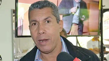 Falcón: "Yo creo que llegó la hora de aislar a los violentos y bajar el tono del discurso"