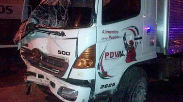Quemaron cinco vehículos de la red PDVAL en Carabobo