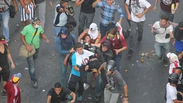 Según AFP, al menos dos heridos en la manifestación de estudiantes en Caracas