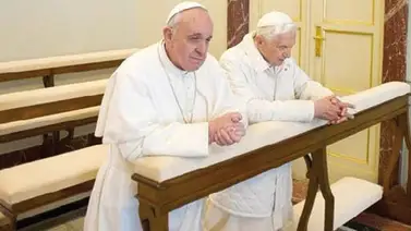 Papa Francisco pide rezar por Benedicto en aniversario de su renuncia Papa Francisco pide rezar por Benedicto en aniversario de su renuncia