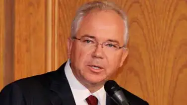 Rafael Ramírez: "Los que introdujeron papeles ante Cadivi, su trámite sigue intacto" Rafael Ramírez: "Los que introdujeron papeles ante Cadivi, su trámite sigue intacto"