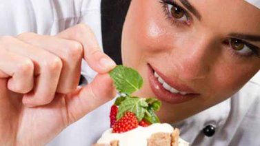 En el futuro, "frutas con tatuajes y hologramas de chefs"