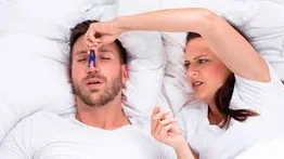 Dile adiós a los ronquidos con estos siete inventos tecnológicos