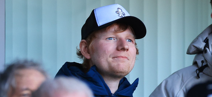 Liverpool vence al equipo del cantante Ed Sheeran Liverpool vence al equipo del cantante Ed Sheeran