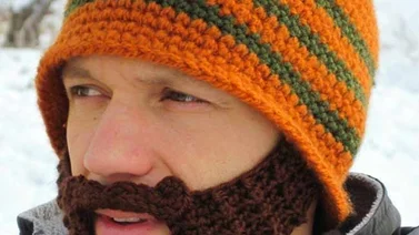"Gorro Barba" el Gorro con Barba Incluida, Tejido con lana.
