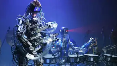 Banda de robots debuta en una sala de conciertos de Tokio Banda de robots debuta en una sala de conciertos de Tokio