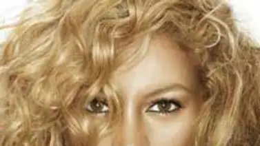 El romance entre Paulina Rubio y Gerardo Bazúa podría ser simplemente de fachada. El romance entre Paulina Rubio y Gerardo Bazúa podría ser simplemente de fachada.