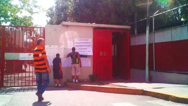 Pocos jóvenes han votado en el Gustavo Herrera
