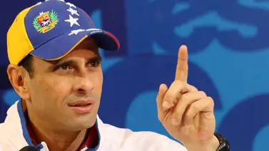 Capriles: "Hoy elegimos nuestro futuro, sal a votar y a construir el país que mereces" Capriles: "Hoy elegimos nuestro futuro, sal a votar y a construir el país que mereces"