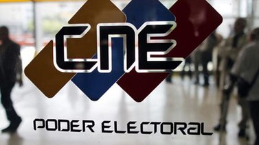 Efectivos de la GNB acordonaron los alrededores del CNE