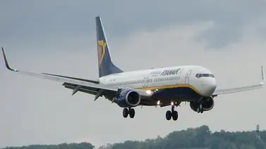 Mueren 50 personas al estrellarse avión en Rusia Mueren 50 personas al estrellarse avión en Rusia