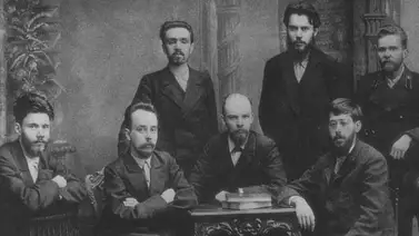 Según diputados rusos tener bigote es ser más conservador Según diputados rusos tener bigote es ser más conservador