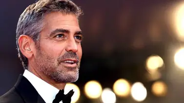George Clooney no entiende a los famosos que usan Twitter George Clooney no entiende a los famosos que usan Twitter