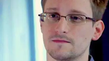 Wikileaks mostró el primer vídeo de Snowden en Rusia Wikileaks mostró el primer vídeo de Snowden en Rusia