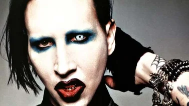 Marilyn Manson luce bien sin su gótico maquillaje