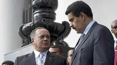 Primer mandatario entregó Plan de la Patria 2013-2019 a presidente de la AN