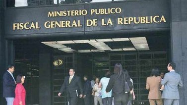 Acusados tres hombres por robo a posada y a 30 turistas en Pampatar