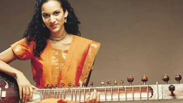 Anoushka Shankar graba su último disco junto a su hermana, Norah Jones