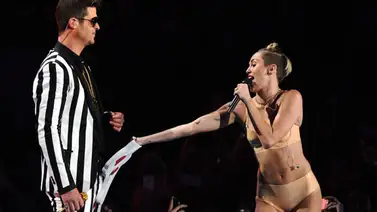 Lady Gaga defiende a Miley Cyrus tras polémica actuación en MTV Lady Gaga defiende a Miley Cyrus tras polémica actuación en MTV