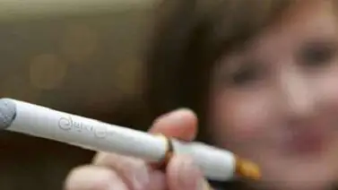 Cigarrillos electrónicos son tan buenos como parches, según estudio Cigarrillos electrónicos son tan buenos como parches, según estudio