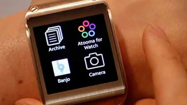Samsung revela su smartwatch; anticipándose a Apple