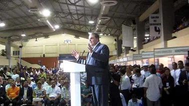 Plan electoral de FMLN incluye "buenas relaciones" con EEUU y América Latina